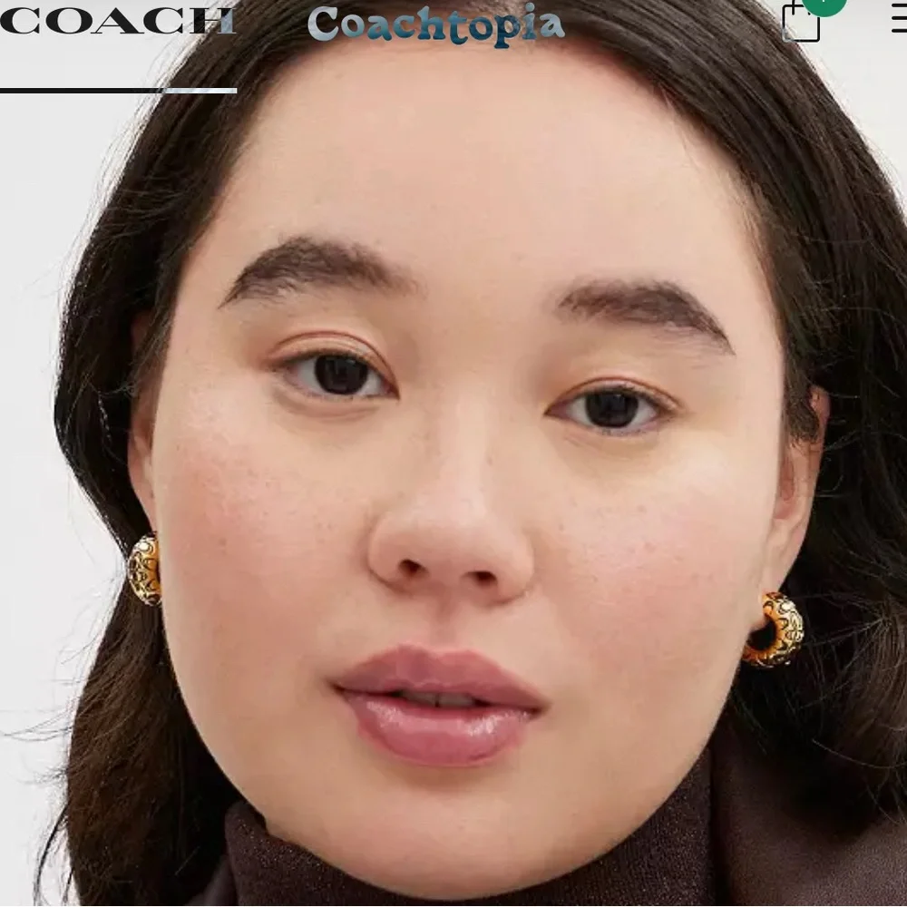 Coach Quilted Signature‎ Chunky Hoop. New - Picture 2 of 5